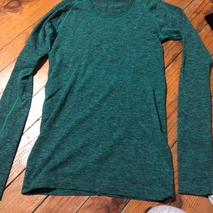 Dark Green LuluLemon Long Sleeve